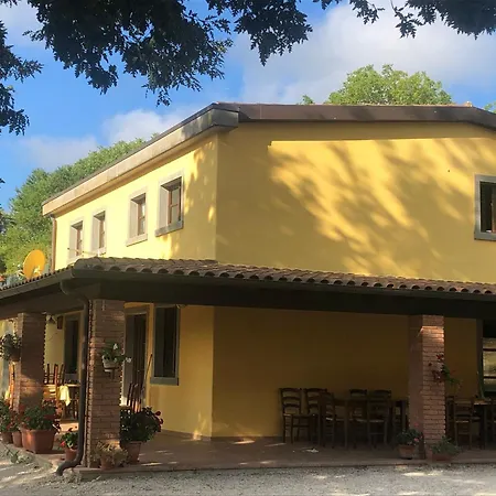 Holiday home In With Pool & Apecchio