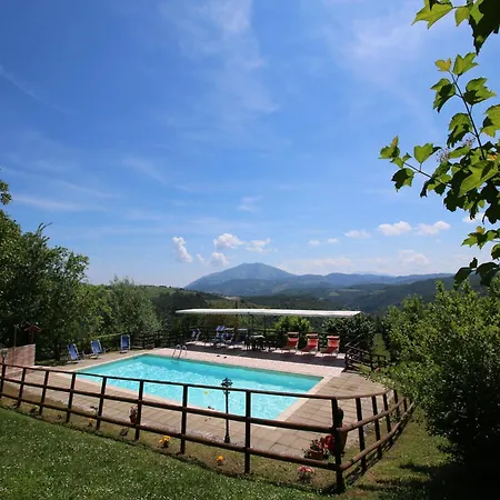 Holiday home In With Pool & Apecchio