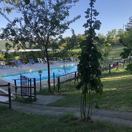 In With Pool & * Apecchio